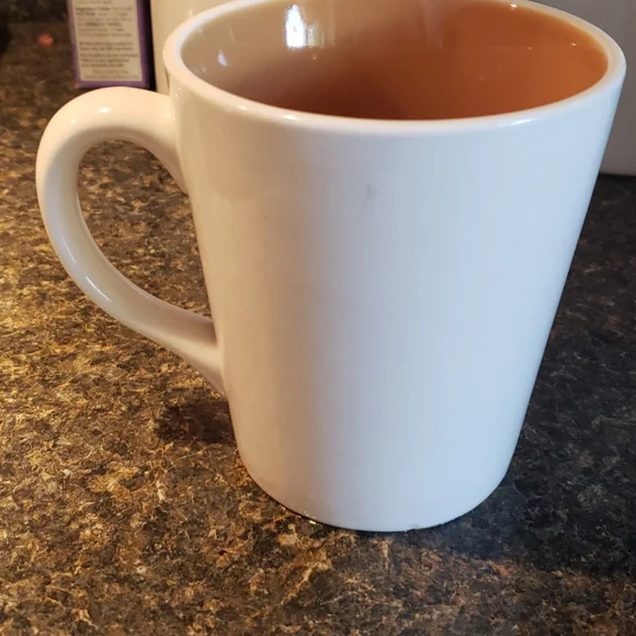 Tim Horton's - Picture 3 of 5